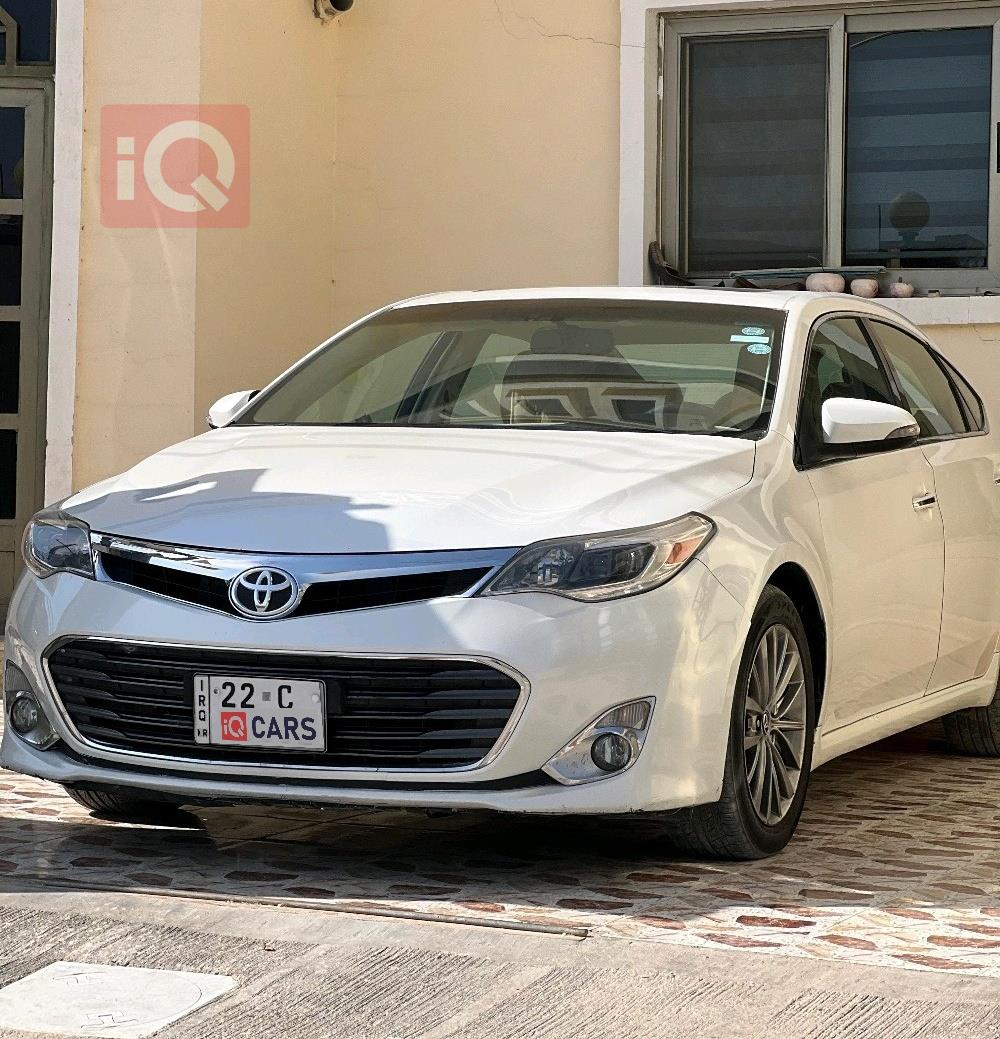 تويوتا أفالون